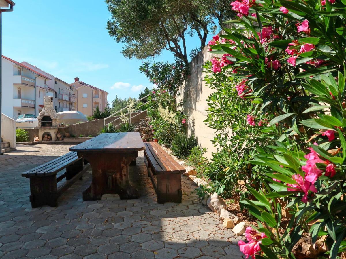 Apartment Andrea - Rab102 By Interhome Barbat na Rabu Exterior foto