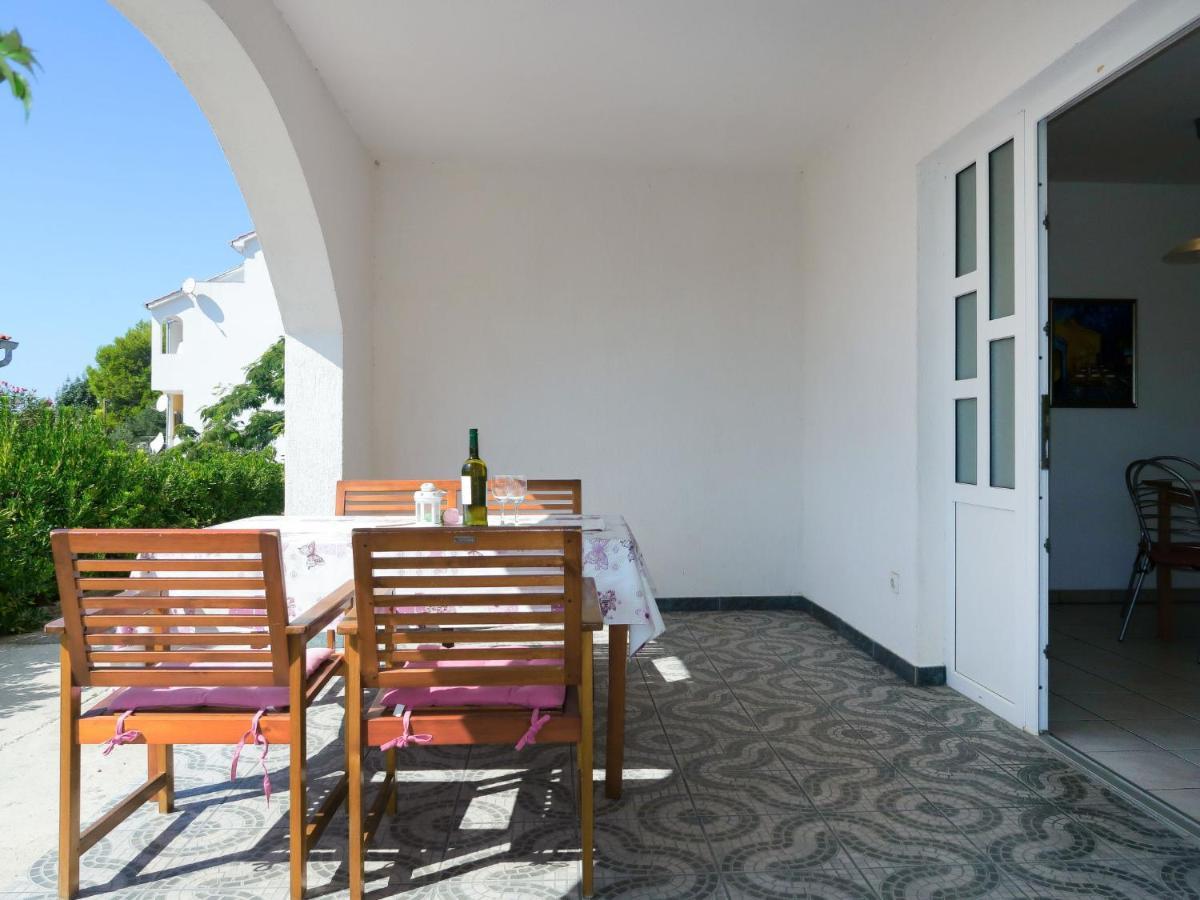 Apartment Andrea - Rab102 By Interhome Barbat na Rabu Exterior foto